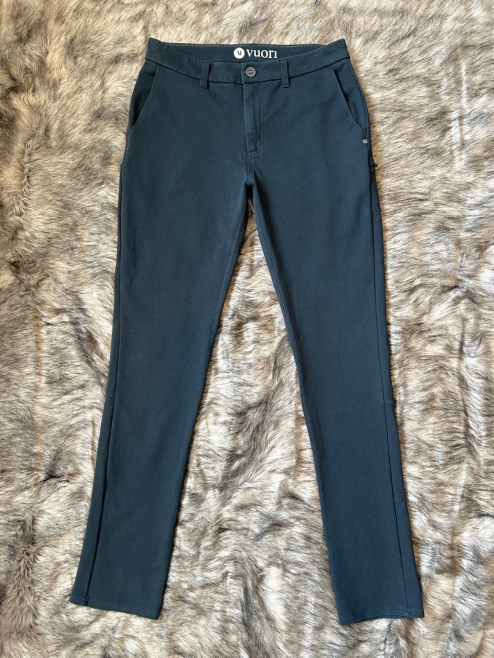 Vuori Everything Chino Pants Mens 30 x 31 Blue Stretch V420 Athletic Performance